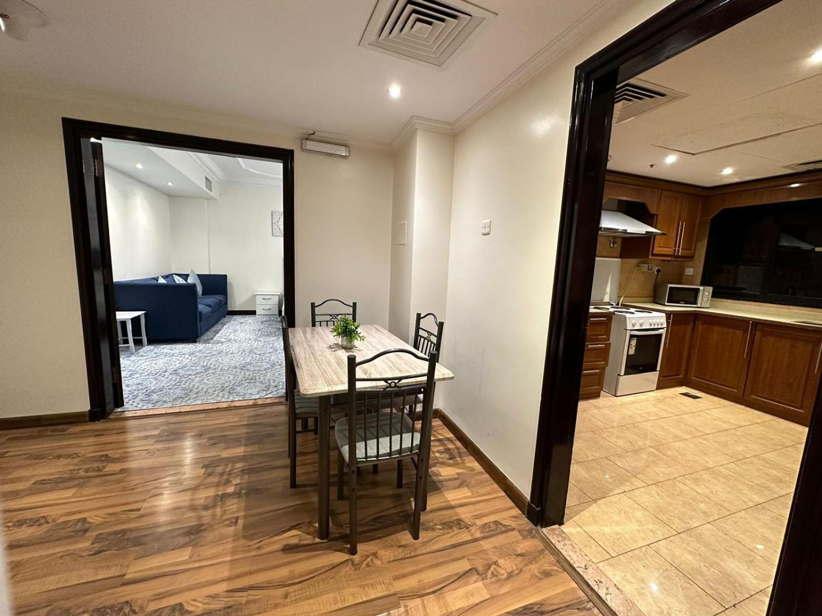 Zad Al Eman Suites Hotels Medine Oda fotoğraf