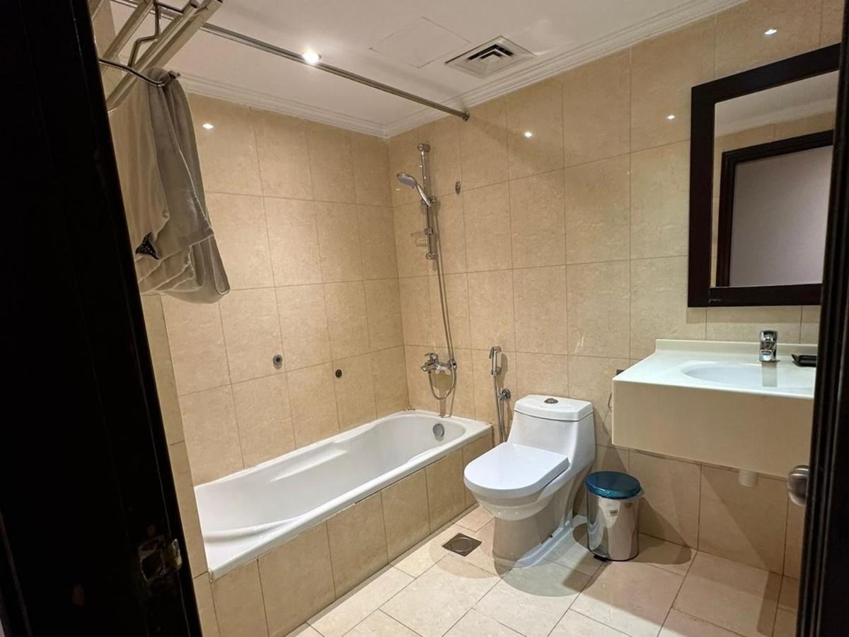 Zad Al Eman Suites Hotels Medine Oda fotoğraf