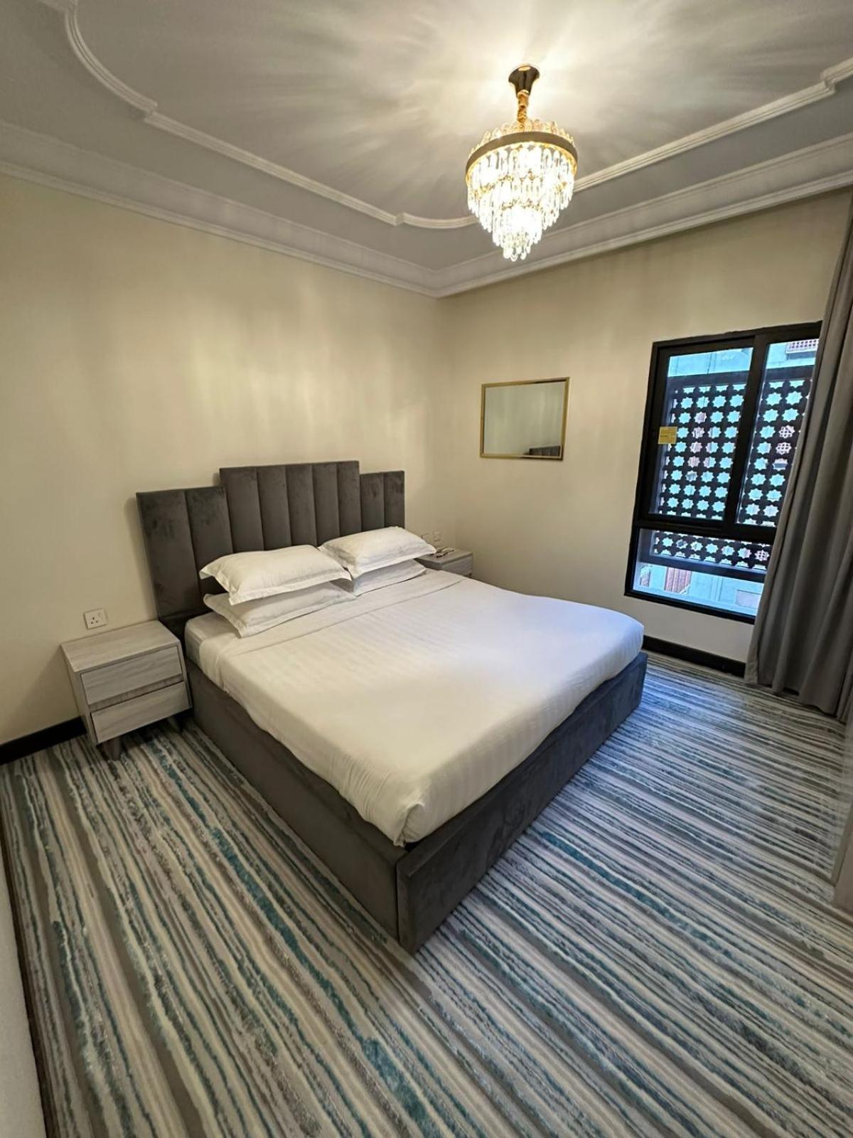 Zad Al Eman Suites Hotels Medine Oda fotoğraf